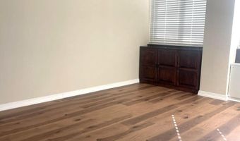 4520 KING St 706, Alexandria, VA 22302