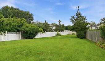 88 Central Ave, Amityville, NY 11701