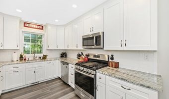 48 Old Elm St, Billerica, MA 01862