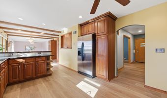 291 W Westwood Dr, Augusta, KS 67010