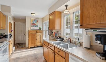 418 Darrow St, Albion, MI 49224