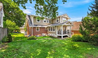 6022 26TH St N, Arlington, VA 22207