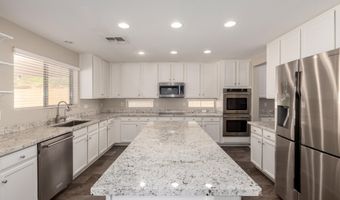 4122 E PALM BEACH Dr, Chandler, AZ 85249