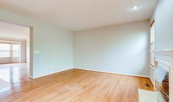 43709 CLEMENS Ter, Ashburn, VA 20147