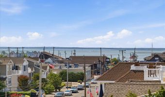 115 9TH St, Beach Haven, NJ 08008
