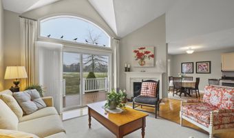2 Amberwood Ct 2, Bourne, MA 02532