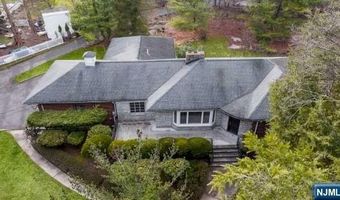 35 Old Dock Rd, Alpine, NJ 07620