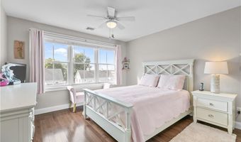 50 Kettle Point Ave 50, East Providence, RI 02914