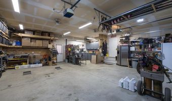 14 Absoraka Dr, Cody, WY 82414
