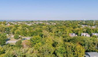 8069 Ashgrove Dr, Anderson Twp., OH 45244