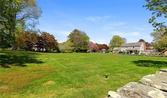 6 Baldwin Rd, Middletown, RI 02842