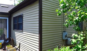 11 Buckeye Brook Rd, Charlestown, RI 02813