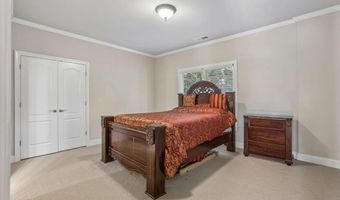 12516 Darvish Ln, Alpharetta, GA 30005