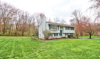 615 Long Meadow Rd, Middlebury, CT 06762