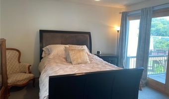 1688 Chatham Ave, Arden Hills, MN 55112