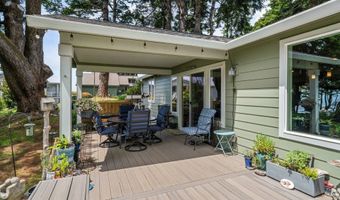 17440 DEER PARK Dr, Brookings, OR 97415