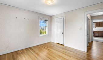 39 Chester St, Arlington, MA 02476