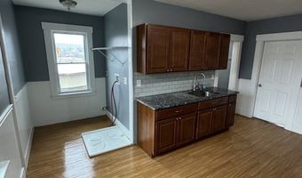11 Columbia St 2Nd Floor, Ansonia, CT 06401