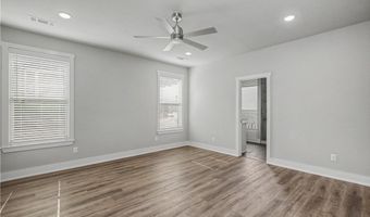 6705 Orange Ave, Bentonville, AR 72713