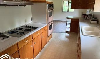 312 E Overmeyer Dr, Algona, IA 50511