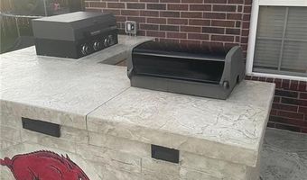 4305 SW Limestone Ave, Bentonville, AR 72712