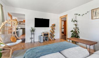 1317 DIVISION St, Algoma, WI 54201