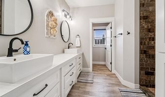1200 KATHLEEN Ct, Appleton, WI 54915