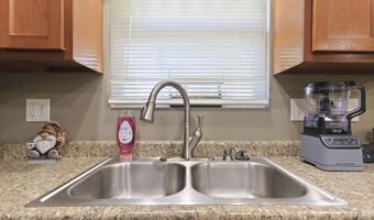 440 W Walnut St, Auxvasse, MO 65231