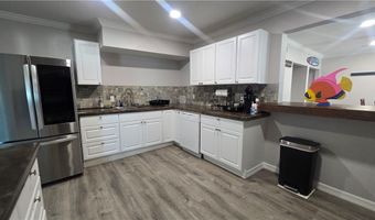 402 S Saunders St, Aransas Pass, TX 78336