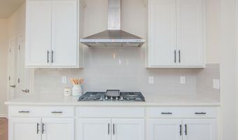 2888 Dillon Dr, Ann Arbor, MI 48105