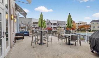 4163 S FOUR MILE RUN Dr 301, Arlington, VA 22204