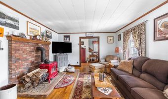 15 Fairfax St, Bangor, ME 04401