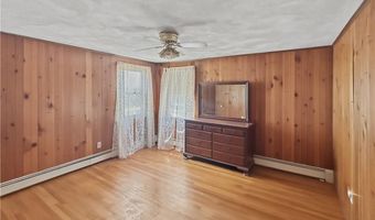 28 City View Pkwy, Johnston, RI 02919