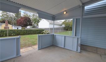 5 Holten Ave, Newport, RI 02840