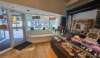 911 W Hamilton St, Allentown, PA 18101