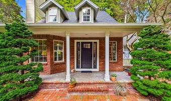 812 Diamond Dr, Arcata, CA 95521
