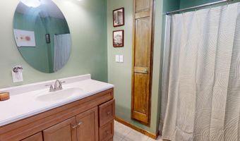 19 Russell St, Bangor, ME 04401