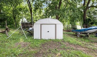 1016 N 10th St, Atchison, KS 66002