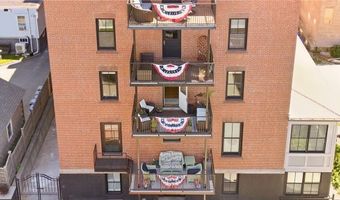 423 Hope St D, Bristol, RI 02809