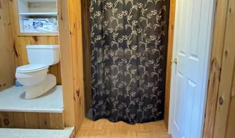 45 Seaview Ter, Belfast, ME 04915