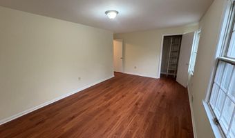 4513 SQUIREDALE Sq, Alexandria, VA 22309