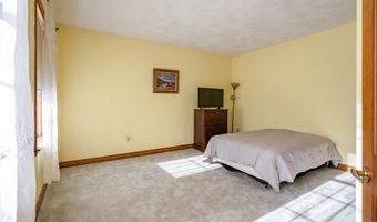 160 Jennifer Dr, Chester, NH 03036