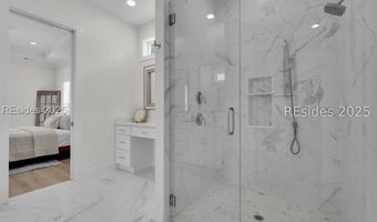 6 Meridian Point Dr, Bluffton, SC 29910