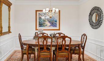 28 N De Baun Ave 208, Airmont, NY 10901