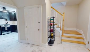 295 French St, Bangor, ME 04401