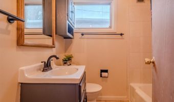 2917 Saratoga Rd, Casper, WY 82601