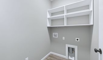 112 Oak Tree Pl, Avilla, IN 46710