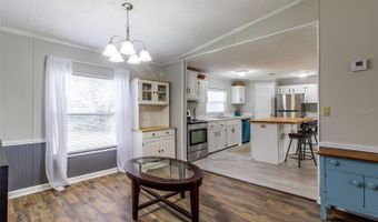 25836 MANHATTAN Ln, Astor, FL 32102