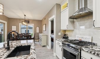 1237 Eagle Creek Blvd SW, Altoona, IA 50009