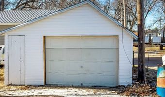 326 S 8th St, Albion, NE 68620